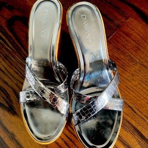 Wedge sandals silver